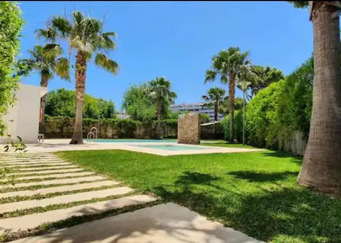 Appartamento 2 Bedrooms Next To The Beach&miramar Shopping Center-swimming Pool-parking