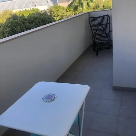 Apartment 2 Bedrooms Next To The Beach&miramar Shopping Center-swimming Pool-parking *