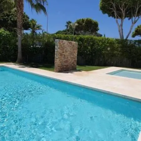 2 Bedrooms Next To The Beach&miramar Shopping Center-swimming Pool-parking Апартаменты