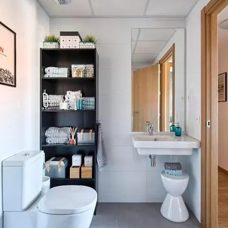 2 Bedrooms Next To The Beach&miramar Shopping Center-swimming Pool-parking Апартаменты