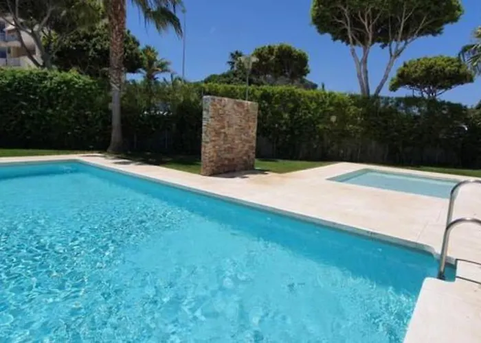 2 Bedrooms Next To The Beach&miramar Shopping Center-swimming Pool-parking Appartement