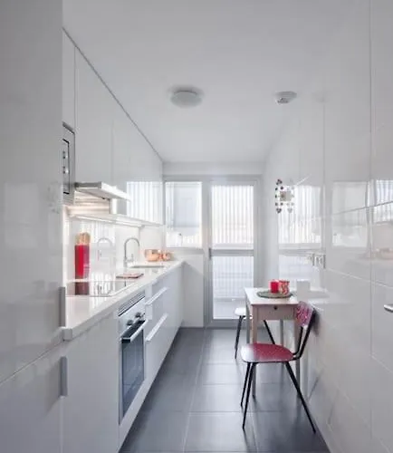 Appartement 2 Bedrooms Next To The Beach&miramar Shopping Center-swimming Pool-parking