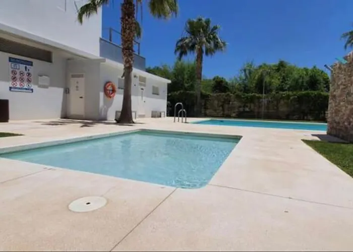 Appartement 2 Bedrooms Next To The Beach&miramar Shopping Center-swimming Pool-parking Fuengirola