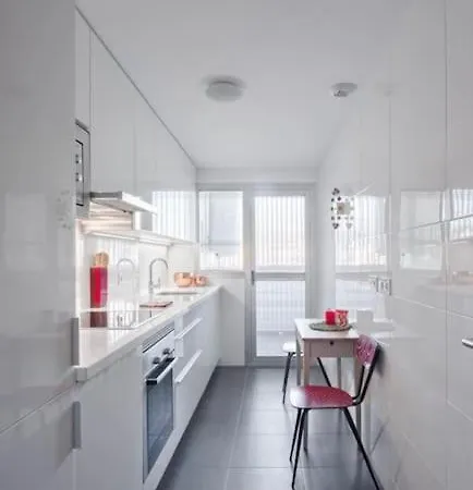 公寓 2 Bedrooms Next To The Beach&miramar Shopping Center-swimming Pool-parking