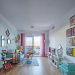 2 Bedrooms Next To The Beach&miramar Shopping Center-swimming Pool-parking Apartament