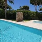 2 Bedrooms Next To The Beach&miramar Shopping Center-swimming Pool-parking Apartament