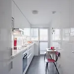 Apartament 2 Bedrooms Next To The Beach&miramar Shopping Center-swimming Pool-parking
